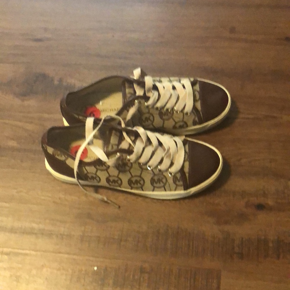 Michael Kors Skippy’s